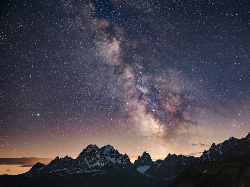 Die Sextner Dolomiten bei Nacht mit der Milchstra&szlig;e